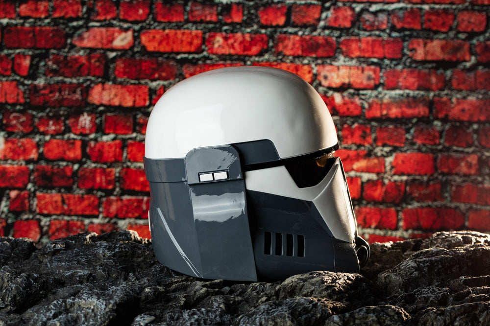 【Neu eingetroffen】Xcoser  1:1  Star Wars The Mandalorian Staffel 3 Imperial Royal Guard Helm Cosplay Requisiten Harz Replik Halloween