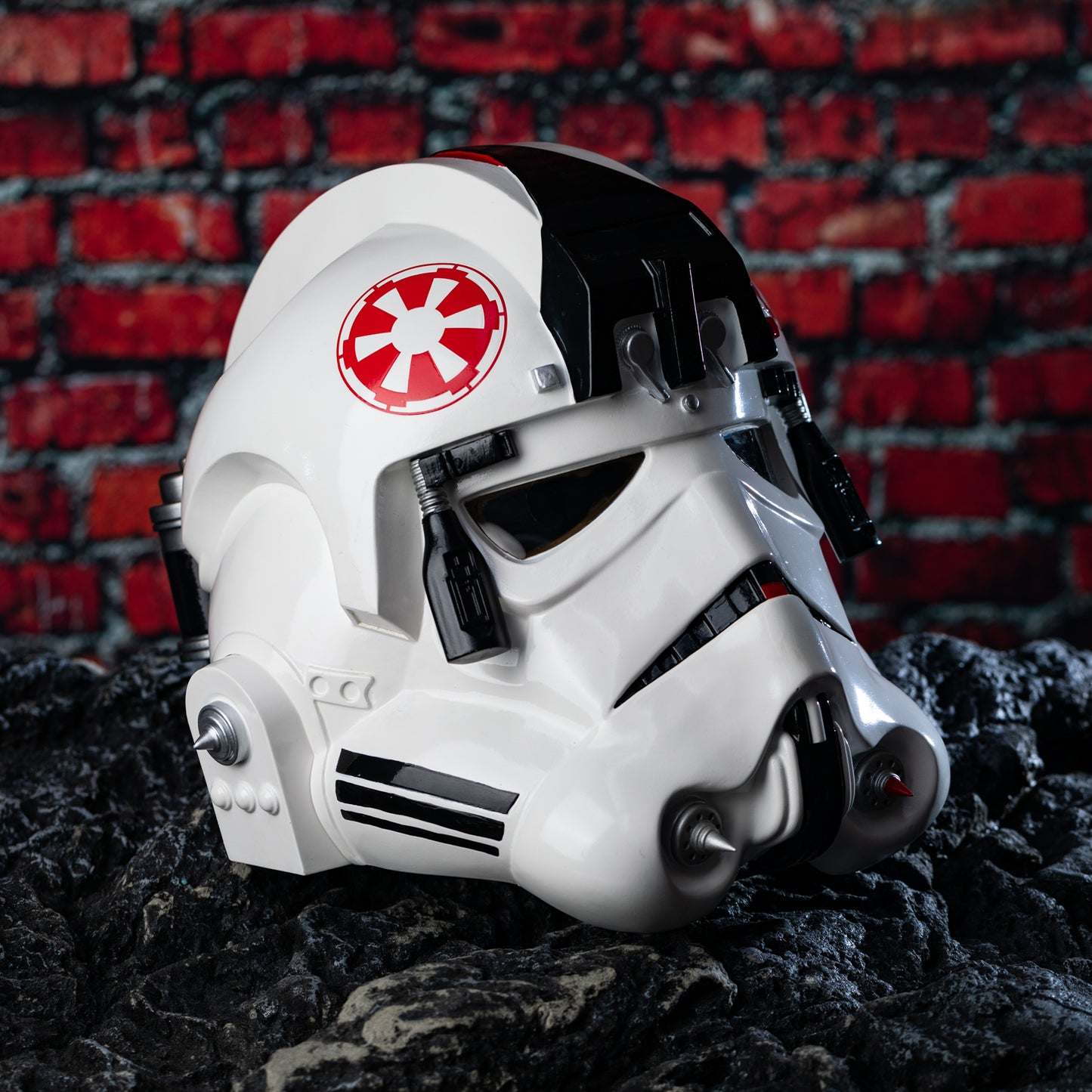 【Neu eingetroffen】Xcoser 1:1 Star Wars AT-AT Driver Pilots Helm Cosplay Prop Resin Replica Erwachsene