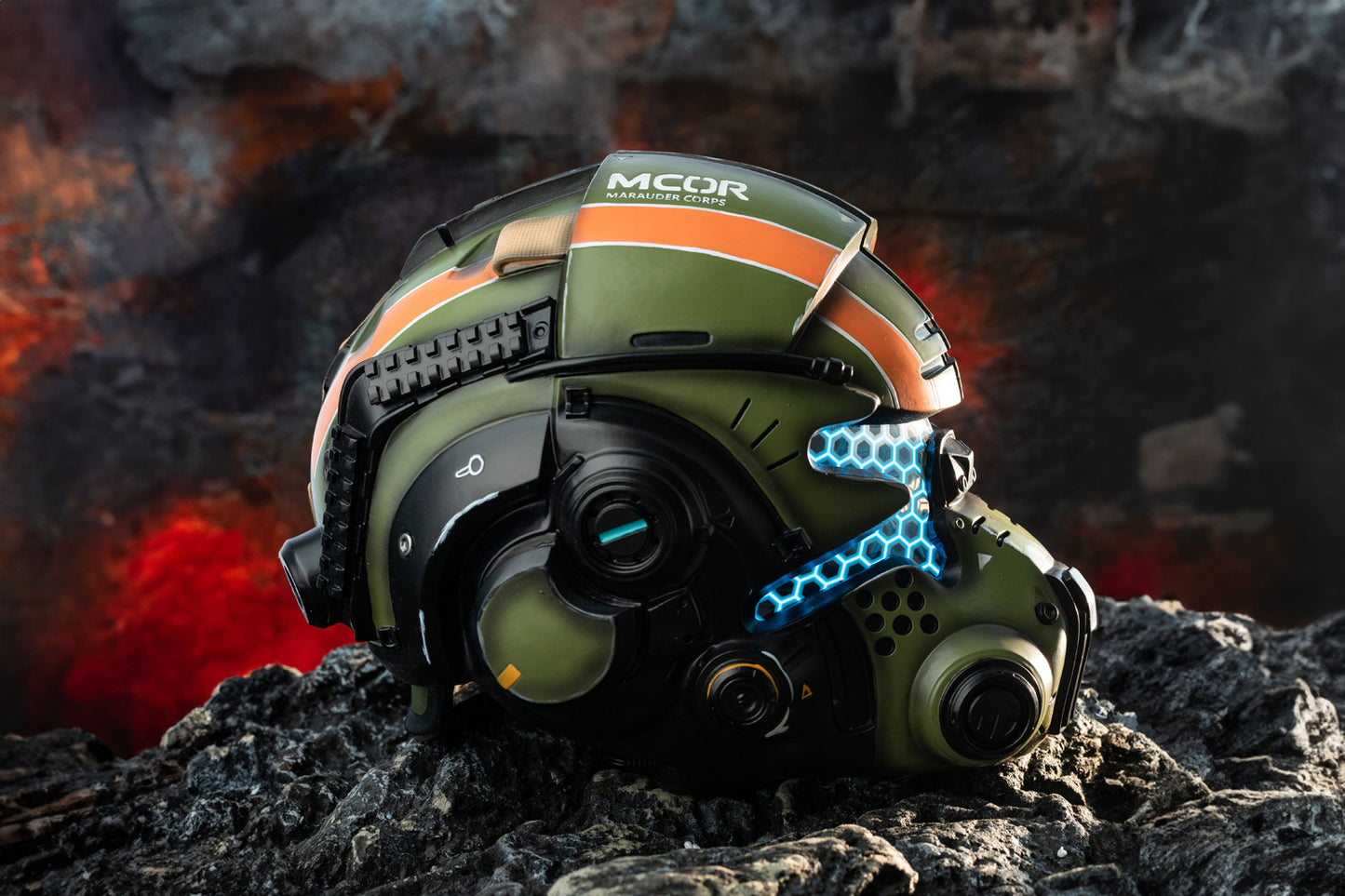 Xcoser Titanfall 2 Jack Cooper Game Deluxe Titan 2 Harz-LED-Maske Helm für Männer Halloween Cosplay Collectors Edition